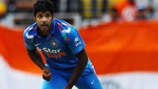 Asia Cup 2014 India vs Bangladesh: Varun Aaron banned for bowling 2 beamers; 219/3 in 42 overs